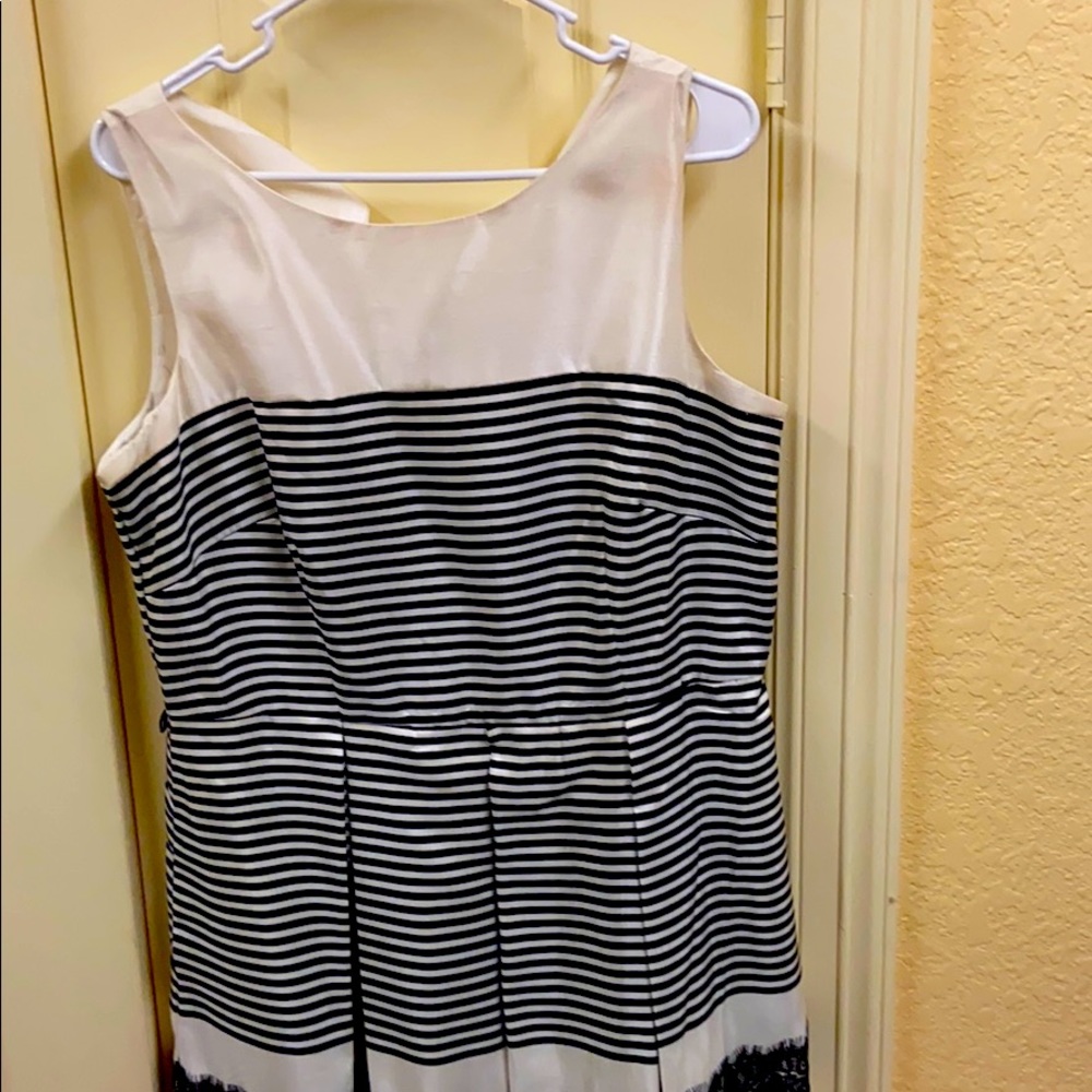 Danny and Nicole dress size 14